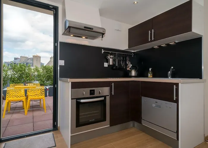 Le Courtoisville Apartment